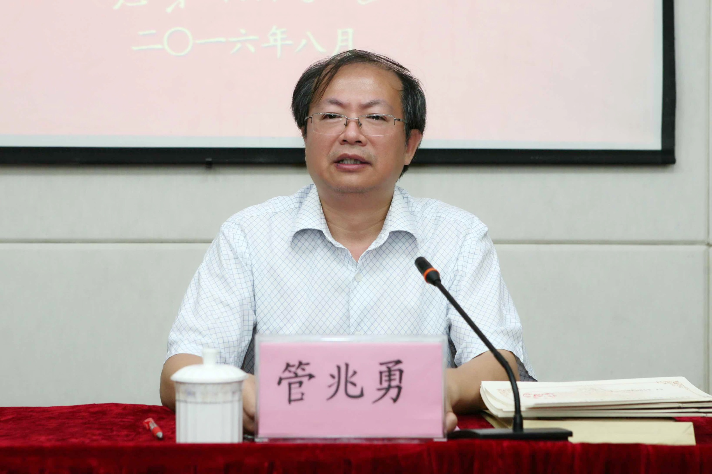 IMG_1301.JPG IMG_1301.JPG